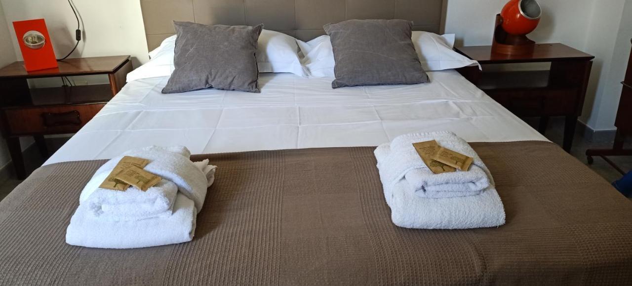 Mr Square Apartment Катания Екстериор снимка